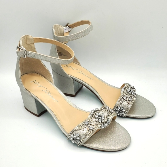 Betsey Johnson Mel sandals, Silver, NIB - Picture 3 of 12